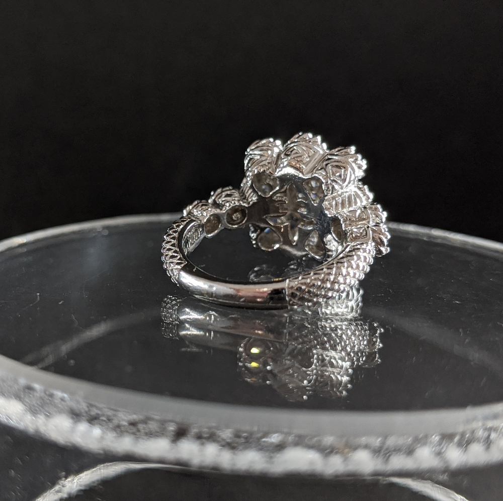 Judith Ripka Silver Floral Cluster Ring - Picture 7 of 12